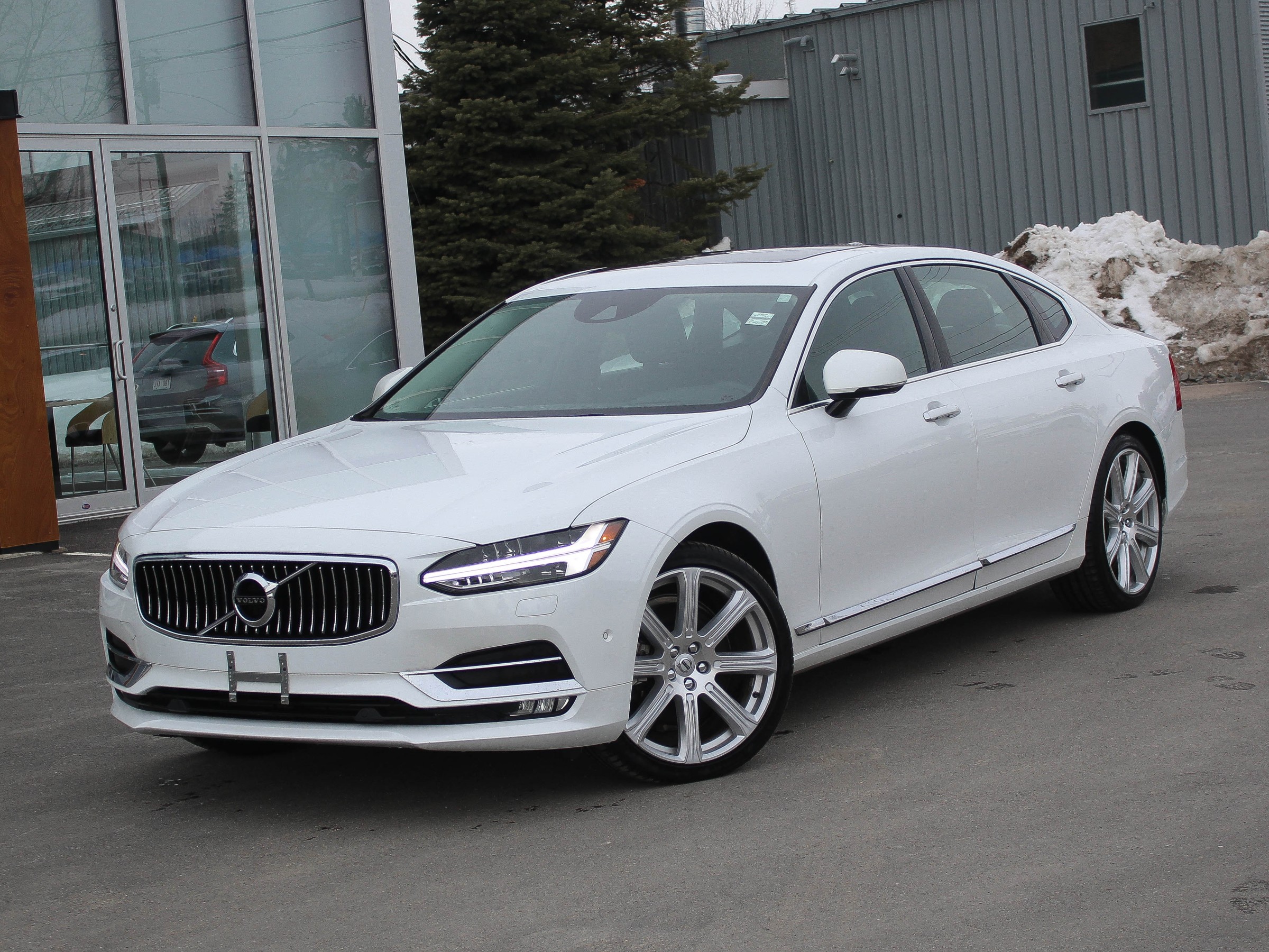 Volvo s90 t6