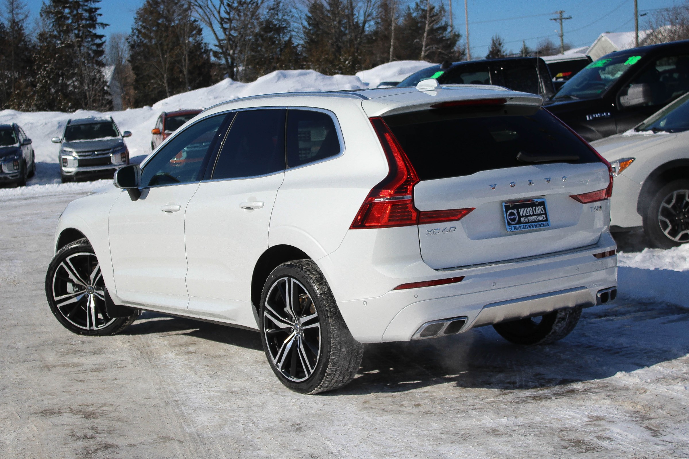 PreOwned 2019 Volvo XC60 T6 RDesign Compact Luxury Sport