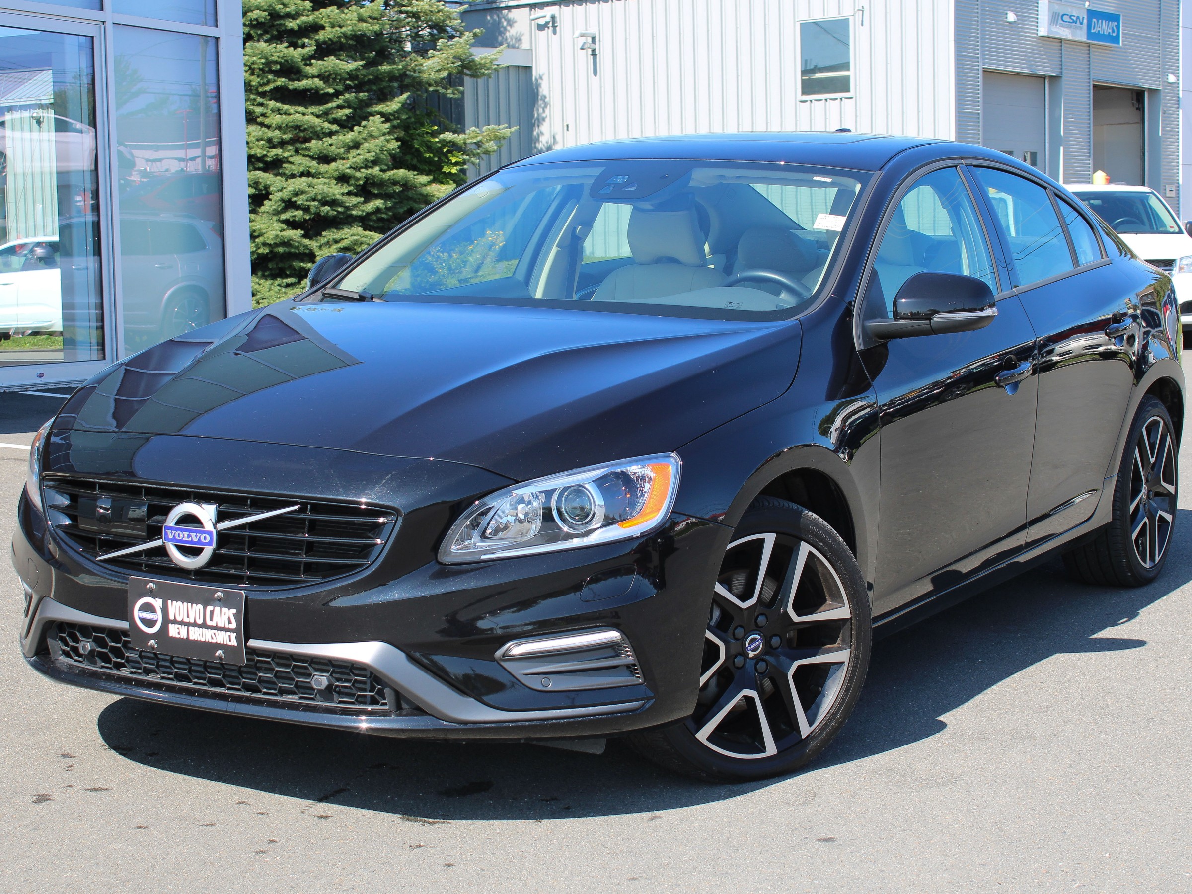 Certified Pre-Owned 2018 Volvo S60 T5 Dynamic Intermediate Luxury In ...