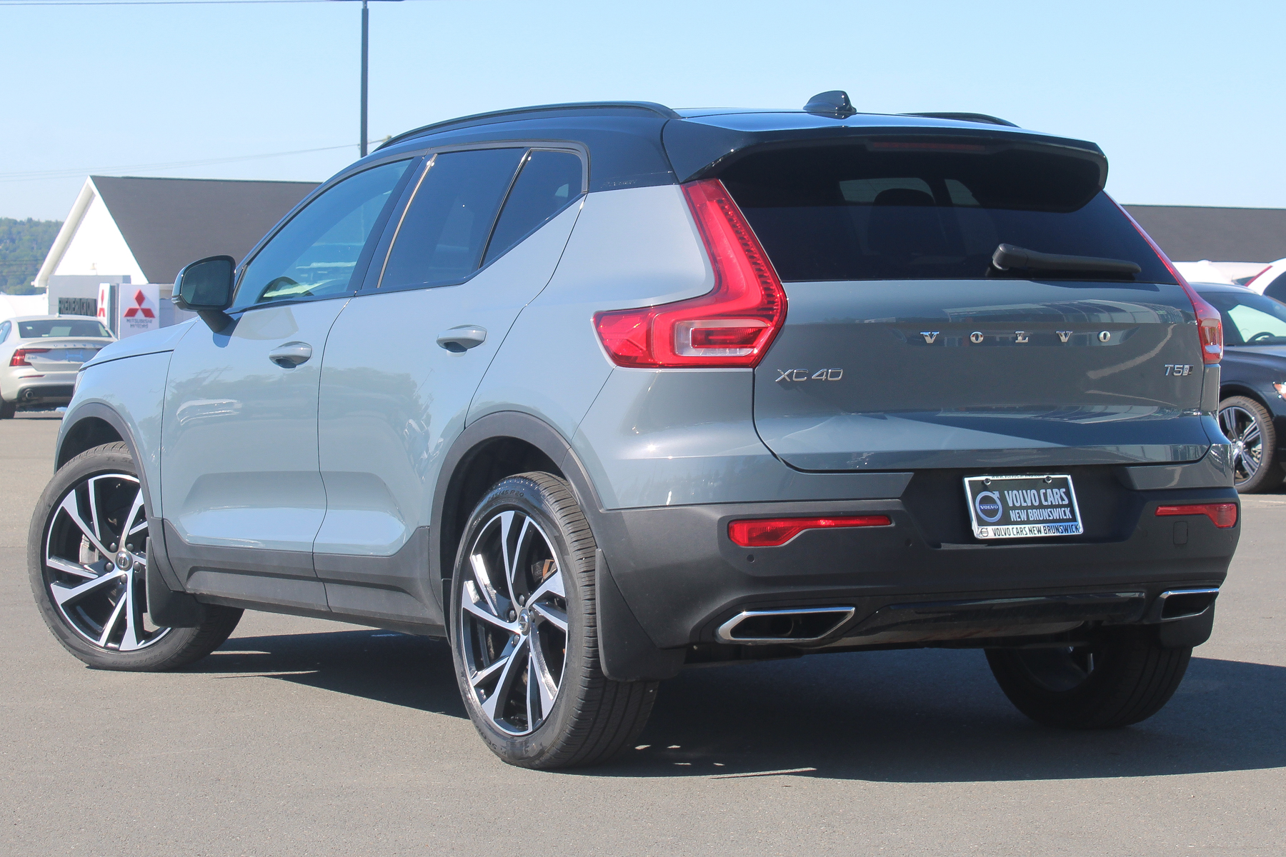 Certified Pre-Owned 2020 Volvo XC40 T5 R-Design AWD